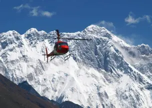 luxury-helicopter-everest-tour