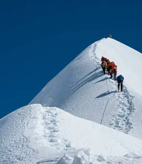 island-peak-climbing